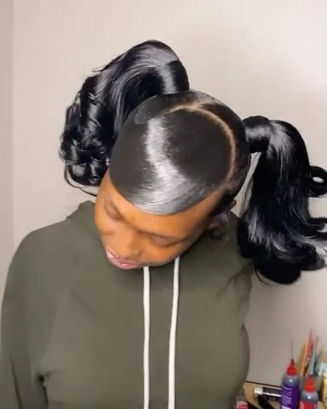 Double Pigtails, Best Ponytail Hairstyles, Swoop Hairstyles, Best Ponytail, Long Ponytail Hairstyles, Bun With Curls, Barbie Ponytail, Curly Hair Ponytail, Ebony Hair