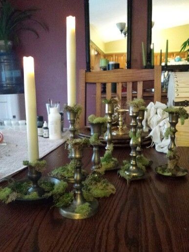 Dark Forest Table Decor, Moss Covered Candlestick, Wedding Moss Centerpieces, Lotr Inspired Decor, Moss Covered Candle Holder, Moss Candelabra Centerpiece, Elven Themed Party, Moss Candle Holder, Moss Covered Chandelier