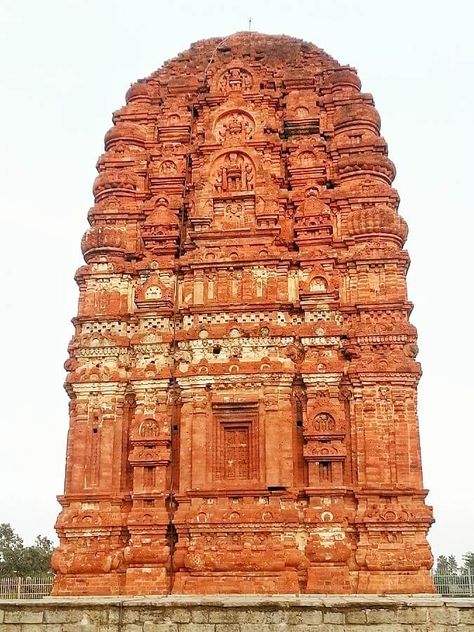 Sirpur Chhattisgarh's Buddhist Temples in India - Ultimate Travel Guide Architecture Indian, Temple India, Indian Temple Architecture, Temple Photography, Buddha Temple, Ancient Indian Architecture, Kanyakumari, Buddhist Temples, Hindu Temples