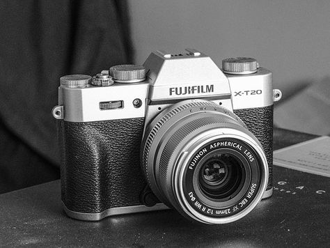 Don't get the X100F since the XT20 with 23 2.0 has to be better: Fujifilm X System / SLR Talk Forum: Digital Photography Review Fujifilm Xt20, Fuji Film, Camera Collection, Camera Aesthetic, Photography Reviews, Photo Gear, Fujifilm Camera, Classic Camera, Photography Gear