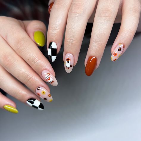 100 degrees in October calls for a cowgirl summer halloween 🤠😉 #nailart #naturalnails #gelnails #halloween #halloweennails #groovynails #nailinspo #fyp #cateyenails #fall #trendynails #fallnails #chromenails #nailtutorial #nailvideo #nailtutorials POV you nail art natural nails natural long nails gel nails Bay Area nails groovy nails nail inspo chrome nails matte nails Nailart Halloween, Groovy Nails, Halloween Nail Design, Summer Halloween, Halloween Nail Ideas, Cowgirl Summer, Nail Art Halloween, Retro Nails, Cute Halloween Nails