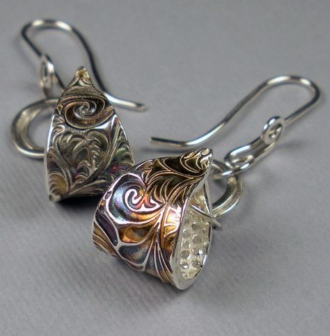 PMC FebraRose Etsy $62 Pmc Earrings, Pmc Jewelry, Precious Metal Clay Jewelry, Art Clay Silver, Silver Metal Clay, Metal Smithing, Metal Clay Jewelry, Earring Designs, Precious Metal Clay