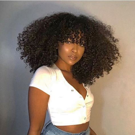 ➿👑 Perfectly Curly 👑➿ (@curlyperfectly) • Instagram photos and videos Looks Rihanna, Curly Fro, Natural Afro Hairstyles, Hair Things, Black Queens, Hair With Bangs, Haircuts For Curly Hair, Curly Hair With Bangs, Afro Hair