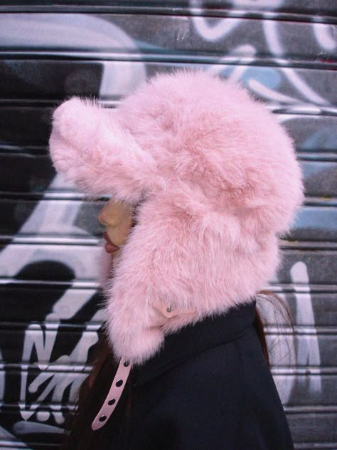 Pink Ushanka, Bratz Jade, Normcore Fashion, Cute Hats, Winter Accessories, Fitness Inspo, Hat Fashion, Fit Inspo, Fashion Inspo Outfits