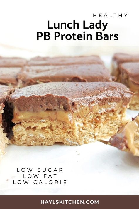 Soft and chewy Lunch Lady Peanut Butter Protein Bars but healthy, sugar free and gluten free! These lunch lady peanut butter squares have a peanut butter oatmeal cookie base, peanut butter and chocolate frosting - all high protein. Low Calorie Protein Bars, Macro Desserts, Energy Recipes, Peanut Butter Powder Recipes, Healthy Protein Desserts, Butter Squares, High Protein Peanut Butter, Healthy Protein Bars, Low Fat Protein