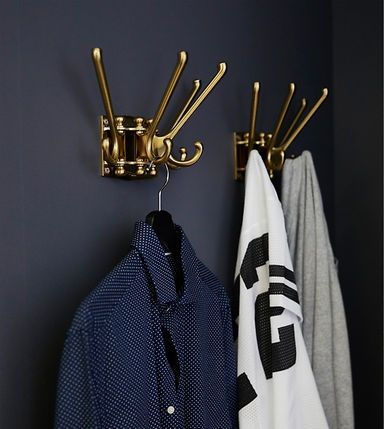 IKEA has lots clothes storage ideas like using KÄMPIG 4-armed swivel hook to store and air out gym clothes or pieces that can be worn again without washing. Whatever your clothes style, the hooks have a traditional look and brass-colour. Worn Clothes Storage, Build Your Own Wardrobe, House Hallway, Stick On Mirror, Wardrobe Wall, Pants Hanger, Swivel Hook, Pant Hangers, Custom Vanity