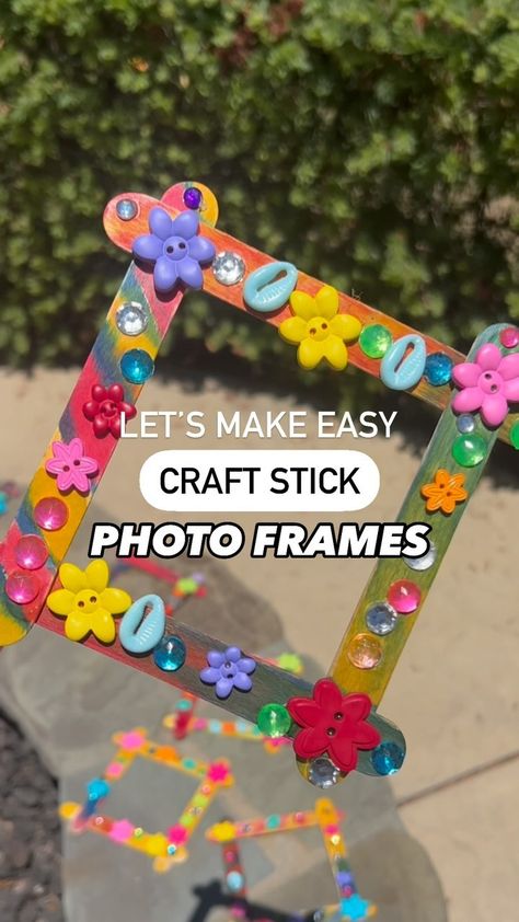 Kristina Buskirk | Toddler Approved | MAILBOX PLAY! Today’s activity is quick to set up and is a great way to repurpose any junk mail you get or envelopes. We love to do this… | Instagram Glue Stick Activities For Preschool, Glue Stick Art, Popsicle Stick Frames For Kids, Popsicle Photo Frame, Popsicle Stick Crafts For Toddlers, Things To Do With Popsicle Sticks, Kids Crafts Simple, Popsicle Frame, Popsicle Stick Frame