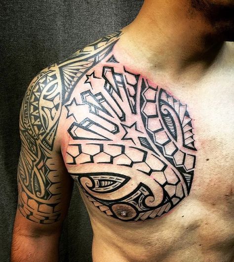 Filipino Chest Tattoo, Chest Maori Tattoo Designs, Maori Chest Tattoo Design, Polynesian Round Tattoo Designs, Round Polynesian Tattoo, Samoan Chest Tattoo, Polynesian Tattoos Women, Geometric Mandala Tattoo, Filipino Tattoos