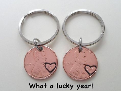 Double Keychain Set 2017 Penny Keychains with Heart Around Year, Hand Stamped Couples Keychain 7 Year Anniversary Gift, Couples Keychain, Homemade Wedding Gifts, 7 Year Anniversary, Homemade Anniversary Gifts, One Year Anniversary Gifts, Great Anniversary Gifts, Couples Keychains, Year 7