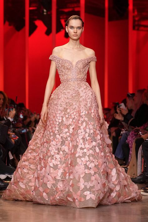 Pink Runway, Runway Magazine, Zuhair Murad Haute Couture, Haute Couture Looks, Ellie Saab, Boutique Couture, Elie Saab Spring, Elie Saab Couture, Spring Couture