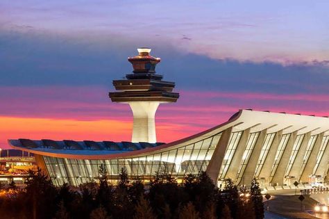 What to do at America's 10 most delayed airports Miles 42, Washington Dulles International Airport, Dulles Airport, Dulles International Airport, Airport Guide, Food And Restaurant, Airport Hotel, Restaurant Guide, Best Dining