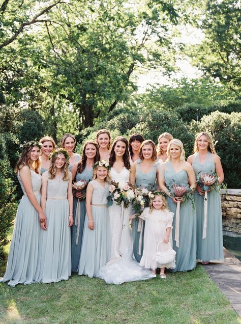 We're sharing our favorite ready-to-buy junior bridesmaids' dresses, perfect for attendants that are too old to be flower girls but too young to be bridesmaids. Check out the looks we love for these members of the wedding party here. Bridal Party Mismatched, Junior Bridesmaids, Pink Wedding Dress, Garden Wedding Venue, Bridesmaid Style, Wedding Dress Trends, Junior Bridesmaid Dresses, Best Wedding Dresses, Junior Bridesmaid