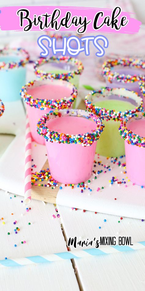 Birthday Cake Jell-o Shots, Birthday Cake Jello Shots Recipes, Cupcake Shots Alcohol, Shot Glass Charcuterie Board, Birthday Shots Alcohol, Birthday Cake Shot, Birthday Cake Jello Shots, Shotcuterie Board Drinks, Pretty Shots Alcohol