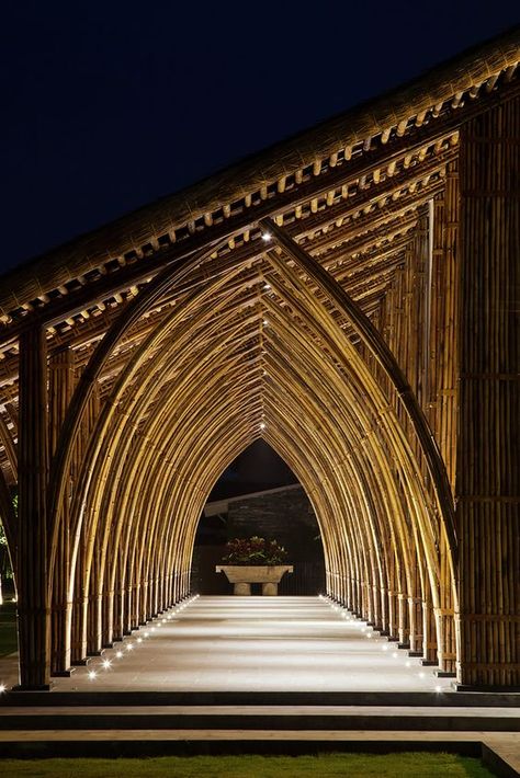 Naman Retreat Conference Hall / Vo Trong Nghia Architects © Hiroyuki Oki/ Vietnam Vtn Architects, Vo Trong Nghia, Bamboo Building, Bamboo House Design, Corridor Design, Bamboo Structure, Bamboo Architecture, Bamboo Decor, Bamboo Construction