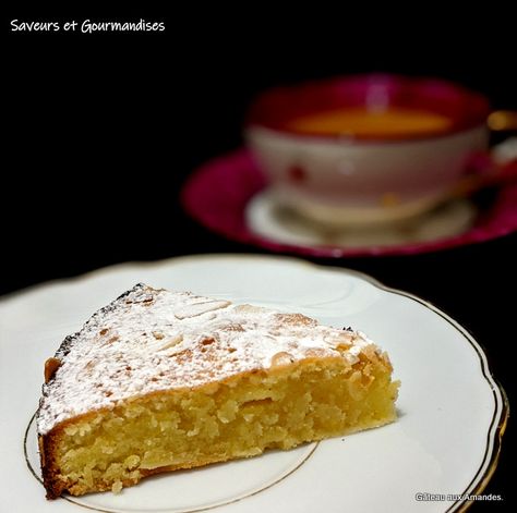 Saveurs et Gourmandises: Gâteau aux amandes façon frangipane. Frangipane Cake, Pear Tart Recipe, Tart Dough, Sweet Cooking, Dessert Smoothie, Frozen Puff Pastry, Elegant Desserts, British Baking, Shortcrust Pastry