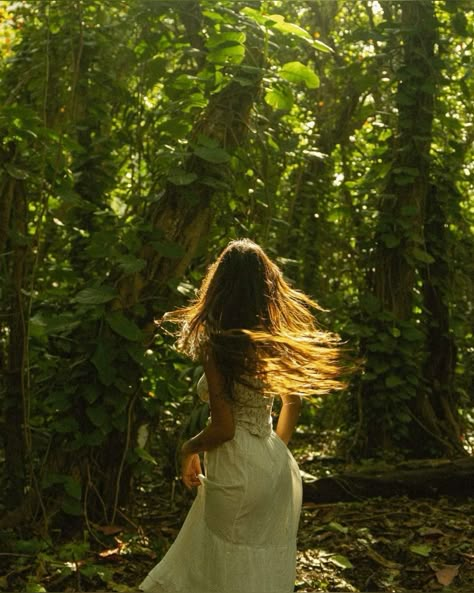 Forest Shoot, Forest Photoshoot, Nature Photoshoot, Blowing In The Wind, Dreamy Photography, Ethereal Aesthetic, Forest Fairy, Senior Photo, Photoshoot Inspo