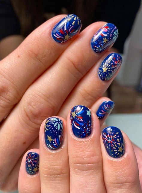 21 Patriotic 4th Of July Nail Ideas - Lauren Erro Fireworks Nails, Fire Work Nails Design 4th Of July, Sparkly 4th Of July Nails, Groovy 4th Of July Nails, Firework Nail Art, Lowkey 4th Of July Nails, Firework Nails, Berry Nails, Glitter French Tips