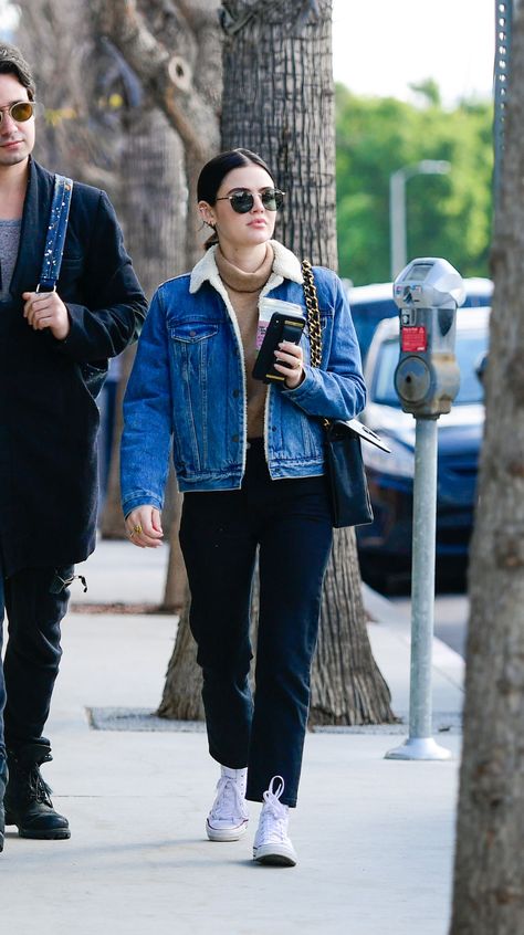 Lucy Hale Levi Sherpa Jacket and Converse Jean Fleece Jacket Outfit, Jacket Jeans Winter Outfit, Levis Denim Sherpa Jacket Outfit, Denim Jacket With Sherpa, Jean Jacket With Sherpa Outfit, Levis Winter Jacket, Levi’s Sherpa Jacket, Styling Jean Jacket Winter, Levis Jeans Jacket Outfit