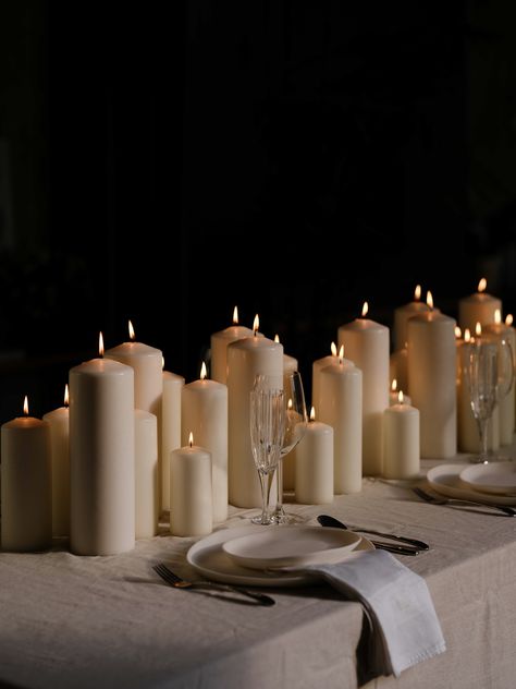 A beautiful monotone candle setting for an understated & impactful tablescape- Curated by The Hosting Company Candlescapes Decorating Ideas, Candlelight Table Setting, Table Full Of Candles, Minimal Winter Wedding, Winter Candle Ideas, Lots Of Candles Wedding, Candle Light Dinner Aesthetic, Table Settings Candles, Candle Tablescapes Wedding