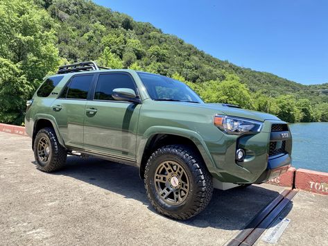 Four Runner Toyota, 4 Runner Aesthetic, Green 4runner, 4runner Aesthetic, 2020 4runner, Lifted 4runner, Toyota 4runner Trd Pro, Baddie Era, Four Runner