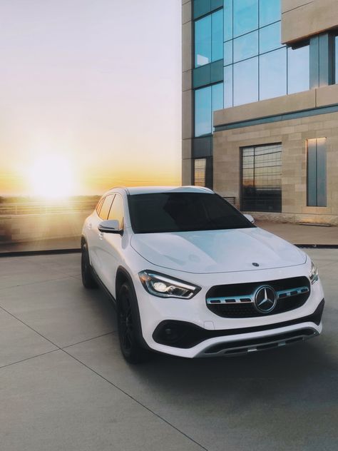 Mercedes Benz GLA 250 White • Dallas Texas • car pictures instagram • car photography Mercedes Benz Gla 250 2022, White Mercedes Benz, Mercedes Gla 250, Car Pictures Instagram, Mercedes C Class Coupe, Gla 250, Mercedes Benz Suv, White Suv, White Cars