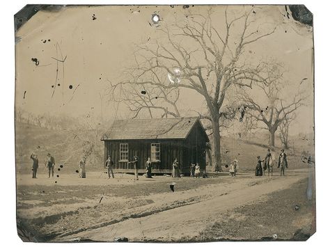 Billy the Kid: New Evidence - National Geographic Channel Wild West Outlaws, Famous Outlaws, Billy Kid, Billy The Kid, Tintype Photos, Lincoln County, Wilde Westen, Billy The Kids, History Of Photography