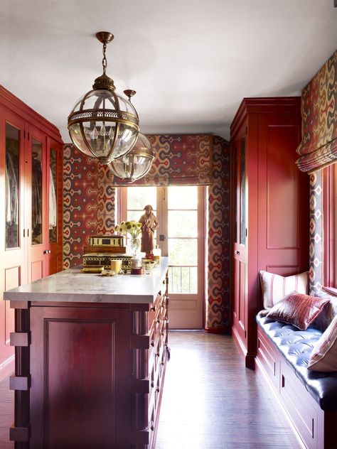 “When you walk in, you are immediately swept up in the romance of history and this old style of living.” Martyn Lawrence Bullard, Walk In Closet Design, Hollywood Homes, Red Rooms, Closet Designs, Interior Trend, Contemporary Bedroom, Closet Design, Elle Decor