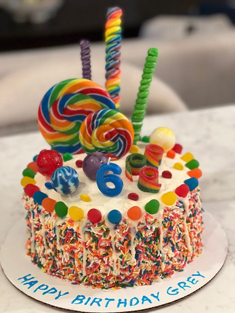 Candy Covered Cake, Cake With Candy On Top, Candy Decorated Cake, Candy Cake Ideas Birthday, Fourever Sweet, Candy Cake Diy, Candy Theme Cake, Candy Birthday Cake, 4th Birthday Boys