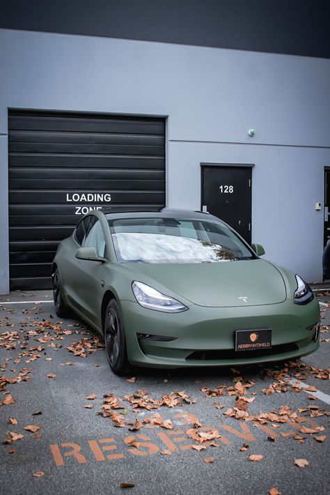 Tesla Car Models, Wallpapers Cars, Cars Tattoo, Cars Aesthetic, Green Vinyl, Aesthetic Car, Tesla Roadster, Dream Cars Jeep, Lux Cars