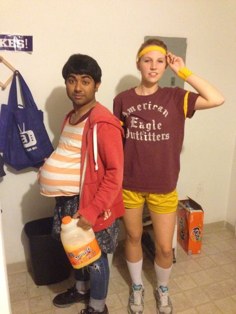 My friend and I put together this last minute costume combo for a party, how'd we do? - Imgur Juno Halloween Costume Couple, Juno Couple Costume, Juno Halloween Costume, Juno Costume, One Night Stand Costume, Halloween Costumes For Guys, Costumes For Guys, Recycled Costumes, Last Minute Costume