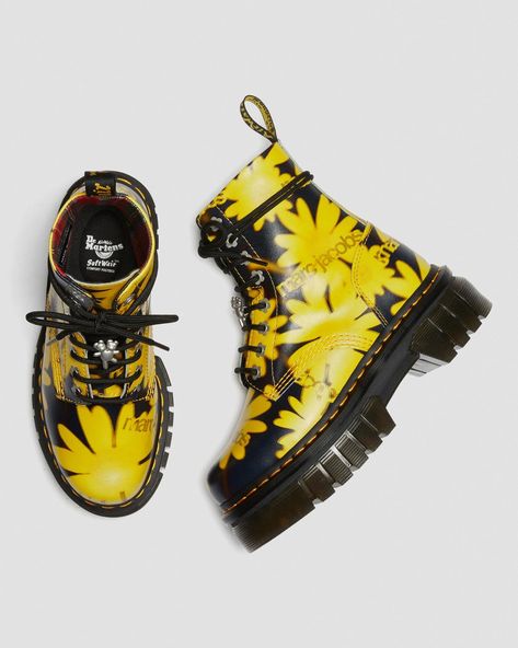 Audrick Heaven by MJ Daisy Platform Boots | Dr. Martens Sick Shoes, Tartan Shoes, Heaven By Marc Jacobs, Floral Grunge, Painted Clothing, Black Dr Martens, Yellow Heels, Young Avengers, Simple Shoes