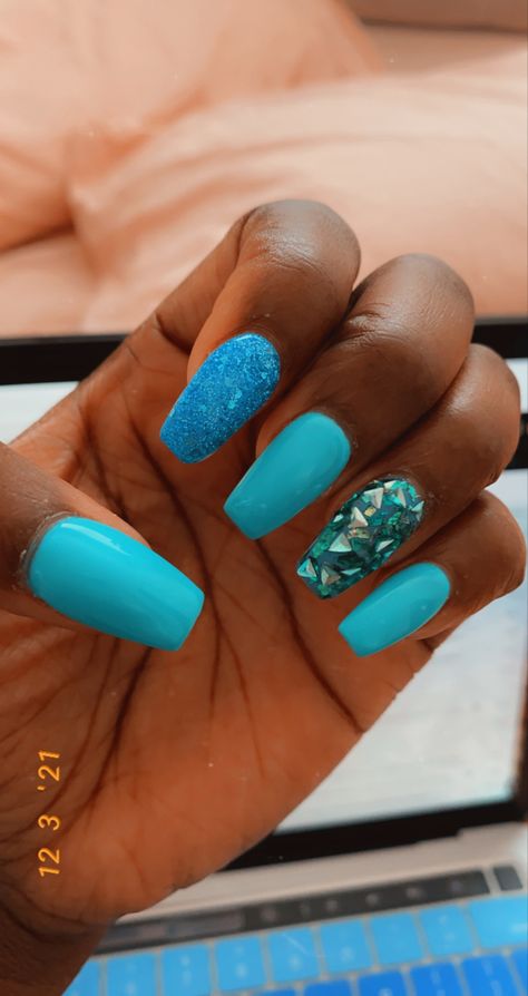 Teal Chrome Nails, Blue Mermaid Nails, Tiffany Blue Nails, Teal Aesthetic, Teal Nail Designs, Blue Coffin Nails, Teal Nails, Mermaid Nails, Blue Nail Designs