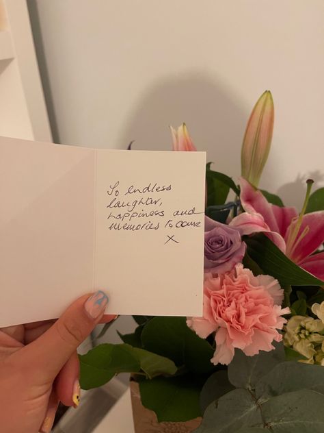 #flowers #love #sweet #aesthetic Sweet Aesthetic, Friendly Letter, Flowers Love, Love Letter, Love Notes, Hopeless Romantic, Flower Delivery, Art Project, Birthday Presents