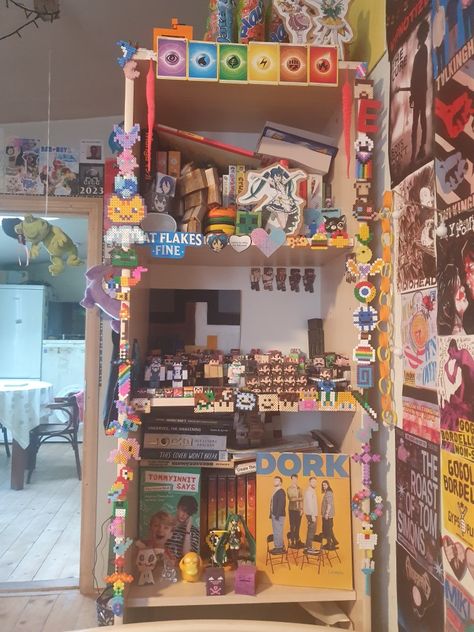 Comic Room Aesthetic, Aesthetic Shelfs, Comic Room, Whimsical Room, Chill Room, Pretty Bedroom, Room Goals, Cute Room Ideas, Dreamy Room