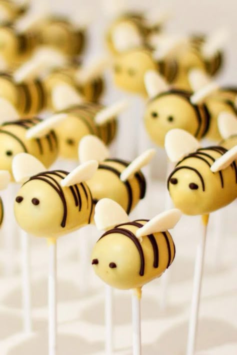 Bee Cake Pops, Bumble Bee Cake, Bee Themed Birthday Party, Bee Cake, Honey Bee Baby Shower, Bee Birthday Party, Birthday Party Photography, Bee Cakes, Bee Baby Shower Theme