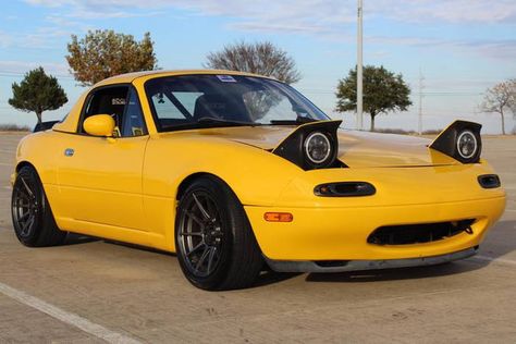 Yellow Miata, Miata Car, Honda Cbx, Mx5 Miata, Mazda Mx 5 Miata, Mx 5 Miata, Mazda Mx 5, Mazda Mx5 Miata, Miata Mx5