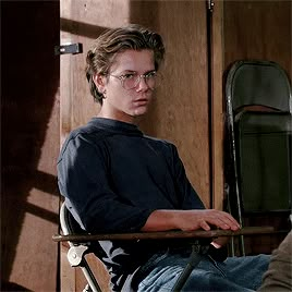 Running On Empty, 90s Boys, 90s Actors, River Phoenix, The Secret History, 인물 사진, 가을 패션, Keanu Reeves, Leonardo Dicaprio