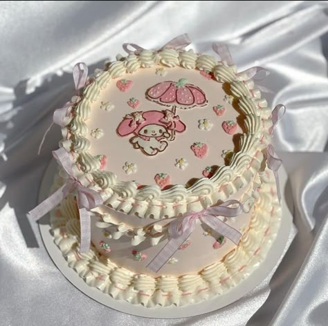 Cute Aesthetic Birthday Cake, Korean Minimalist Cake, Sanrio Birthday Cake, My Melody Theme, My Melody Cake, Kpop Cake, Friendship Cake, Quince Cake, Dessert Cups Recipes