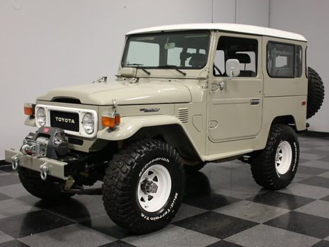 Camo Truck, Fj40 Landcruiser, Toyota Cruiser, Toyota Fj40, Antique Trucks, Toyota 4x4, Cars Muscle, American Classic Cars, Expedition Vehicle