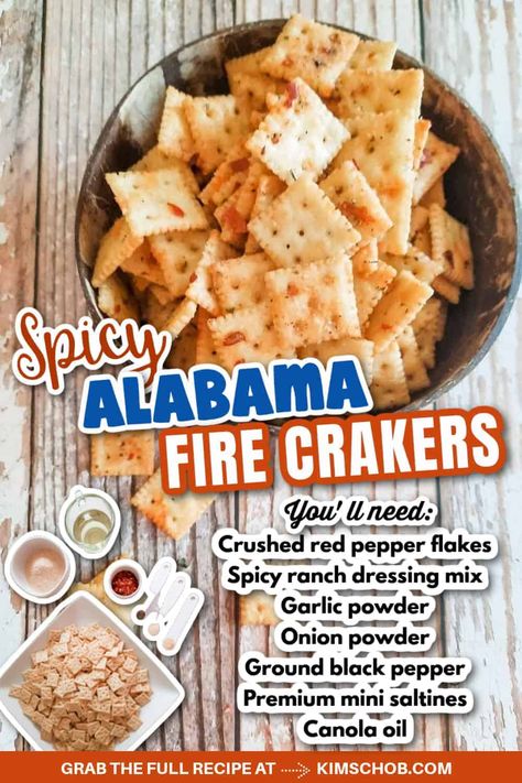 Alabama fire crackers make for a deliciously addictive homemade snack perfect for parties or when you are craving something different! Made with mini saltines; they are sure to be a hit! Mini Saltine Fire Crackers, Mini Saltines, Alabama Fire Crackers Recipe, Alabama Firecrackers, Alabama Fire Crackers, Spicy Ranch Dressing, Homemade Cheez Its, Fire Crackers, Savory Sides