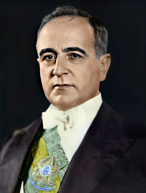 Era Vargas, Historical Facts, Great Leaders, Elizabeth Ii, South America, Google Images, Brazil, Historical Figures, History