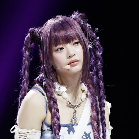 hanni pham new jeans icon Girl With Purple Hair, Hanni Pham, Hair Icon, Two Braids, Hair Inspo Color, Pop Artist, Purple Aesthetic, Cosplay Outfits, Purple Hair