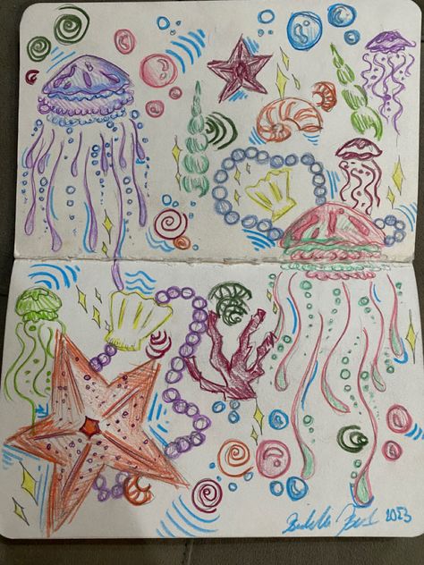 Ocean School Project, Summer Sketches Ideas, Simple Colorful Drawings, Sea Creatures Drawings, Summer Doodles Aesthetic, Random Art Doodles, Ocean Waves Drawing, Beachy Drawings, Colorful Drawing Ideas