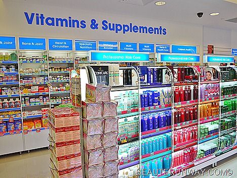 Watsons Marina Bay Sands Vitamins Product Shelves, Store Counter Design, Retail Pharmacy, Marina Bay Sands Singapore, Pharmacy Decor, Medical Store, Sands Singapore, Pharmacy Store, Grocery Store Design