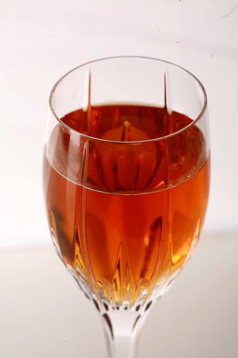 Pumpkin Mead Pumpkin Wine Recipe, Pumpkin Mead Recipe, Mead Drinks, Mead Making, Mead Recipes, Mead Recipe, Pumpkin Wine, Brewing Recipes, Liquor Recipes