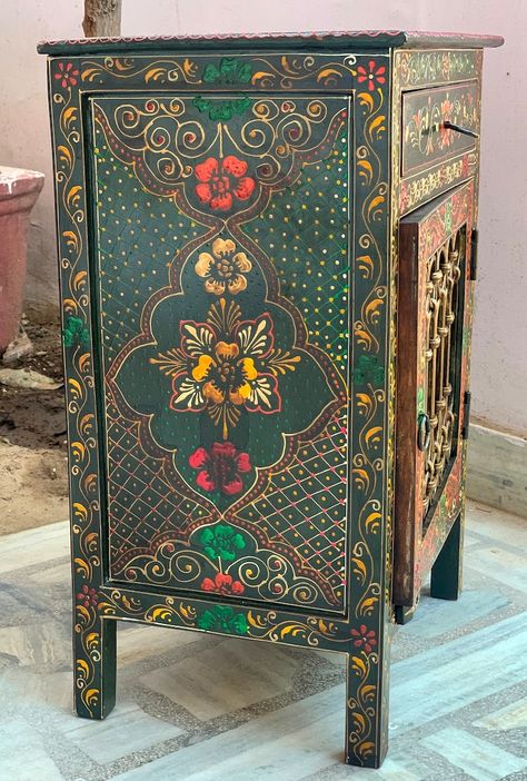 Carved Cabinet, Almirah Designs, Small Crafts, Painted Cabinet, Drawer Table, Boho Furniture, Hieronymus Bosch, Diy Furniture Renovation, Home Decor Living Room