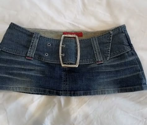 2000s Micro Skirts, Low Rise Mini Skirt Outfit 2000s, Denim Micro Skirt, Denim Micro Mini Skirt Outfit, Micro Mini Outfit, 2000 Skirt, Jean Miniskirt, Jean Skirt Mini, 2000s Mini Skirt