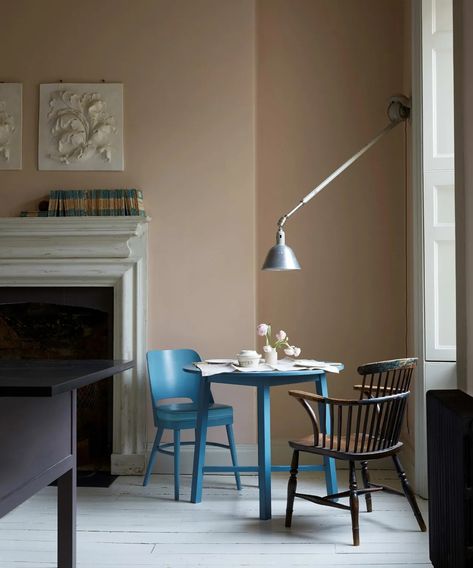 6 ways to use Setting Plaster, Farrow & Ball's iconic pink(ish) paint | Setting Plaster, Nicola Harding, Plain English Kitchen, Contemporary Design Style, Guest Bedroom Design, Mad About The House, Traditional Baths, English Kitchens, New Interior Design