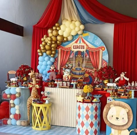 Carnival Theme 1st Birthday Boy, Carnival First Birthday Cake, One Year Old Circus Birthday, First Birthday Circus Theme, Circus 1st Birthday Party, Circus Birthday Outfit, Carnival First Birthday, Baby Boy Birthday Decoration, Carnival Birthday Theme