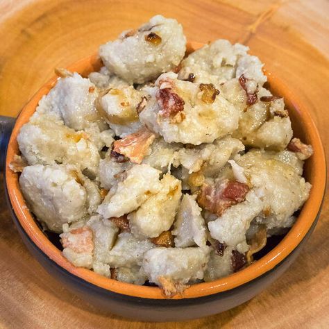 Polish Potato Dumplings Potato Dumplings German, Polish Potato Dumplings, Potato Dumplings Recipe, Pork Chops And Sauerkraut, Potato Dumpling Recipe, Polish Dumplings, Fried Bacon, Dumpling Dough, Potato Noodles